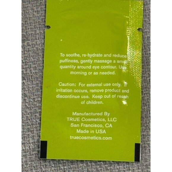 Being True essential anti-fatigue eye contour gel Sample Pack 1.5ml .05fl oz - Picture 4 of 4